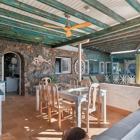 Dafmir Вилла Тиас